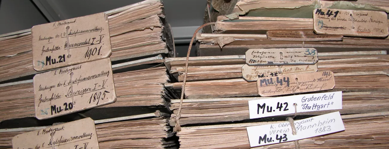 historische Aktenbündel